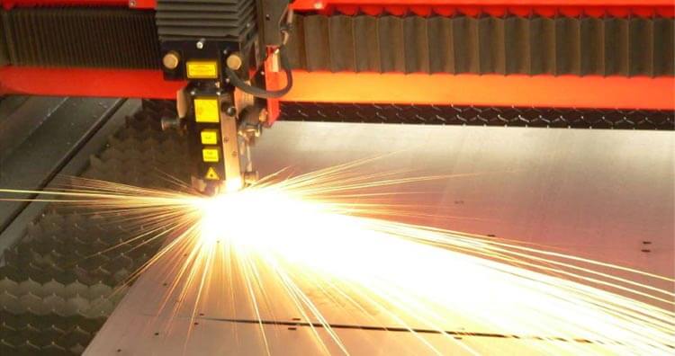 There are many reasons for fiber laser cutting machine collide the plate materials ,as follows :—Calibration range is t